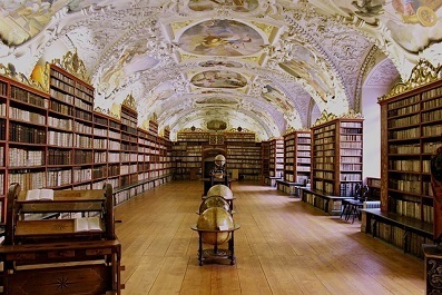 library-書籍 2.jpg